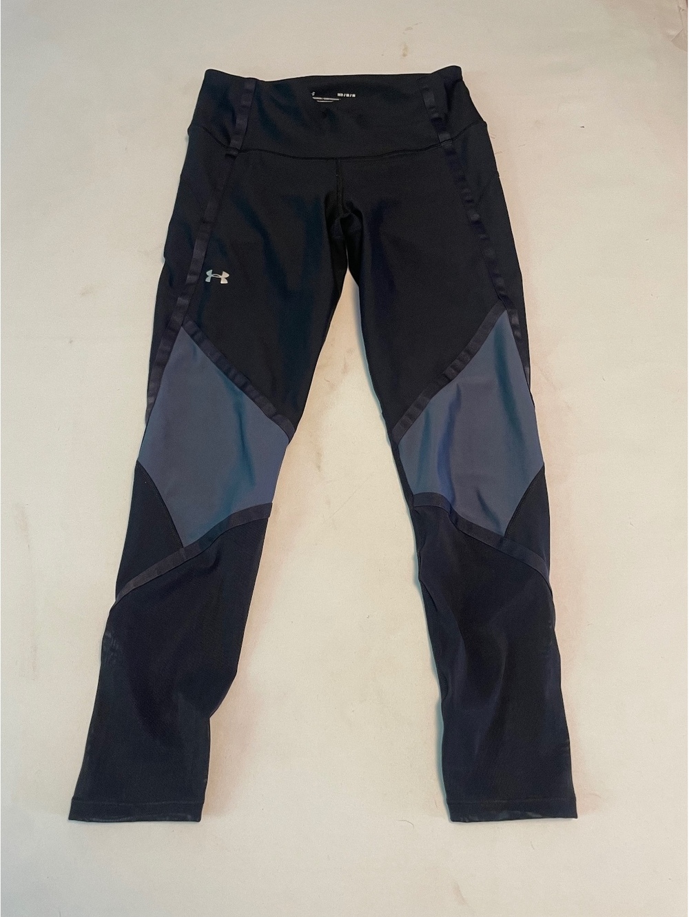 Under Armour HeatGear Compression Leggings Medium Black and Gray